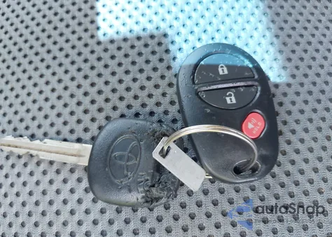 2011 Toyota Tacoma Base V6 из США, поврежденный, VIN 3TMLU4ENXBM068545